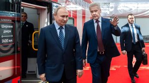 Путин и Собянин открыли 4 новые станции и запустили движение на Троицкой линии метро в Москве