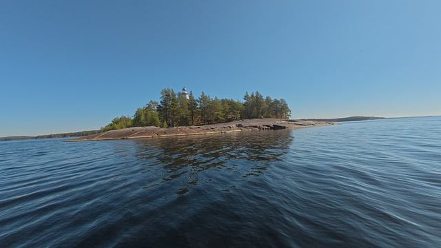 Бесов Нос мыс; Карелия; Пудожский район; Вид с озера (с лодки, ВНИМАНИЕ! ГРОМКИЙ ЗВУК МОТОРА)