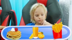 Путешествия - игра для детей! Видео от Влада и Ники!