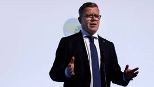 Премьер Финляндии Орпо: экономика страны страдает от разрыва связей с РФ