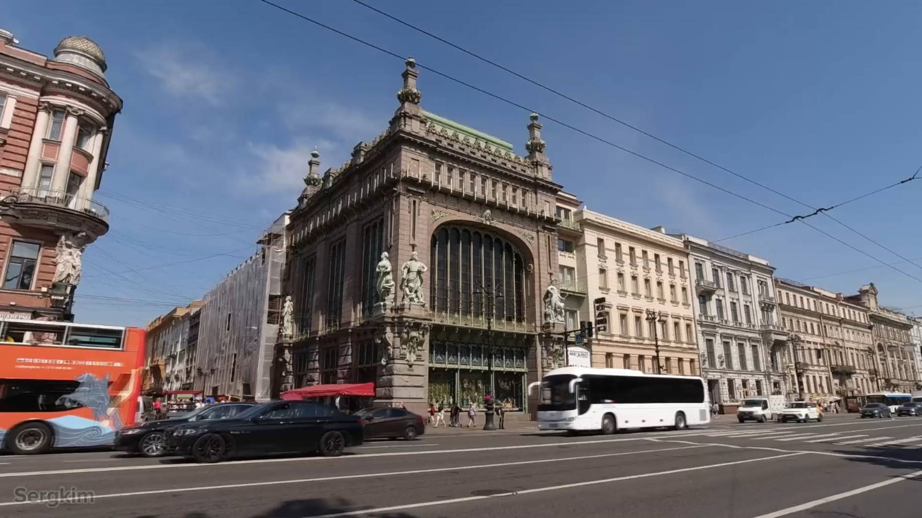 Елисеевский магазин. Санкт-Петербург 2024. смотреть онлайн