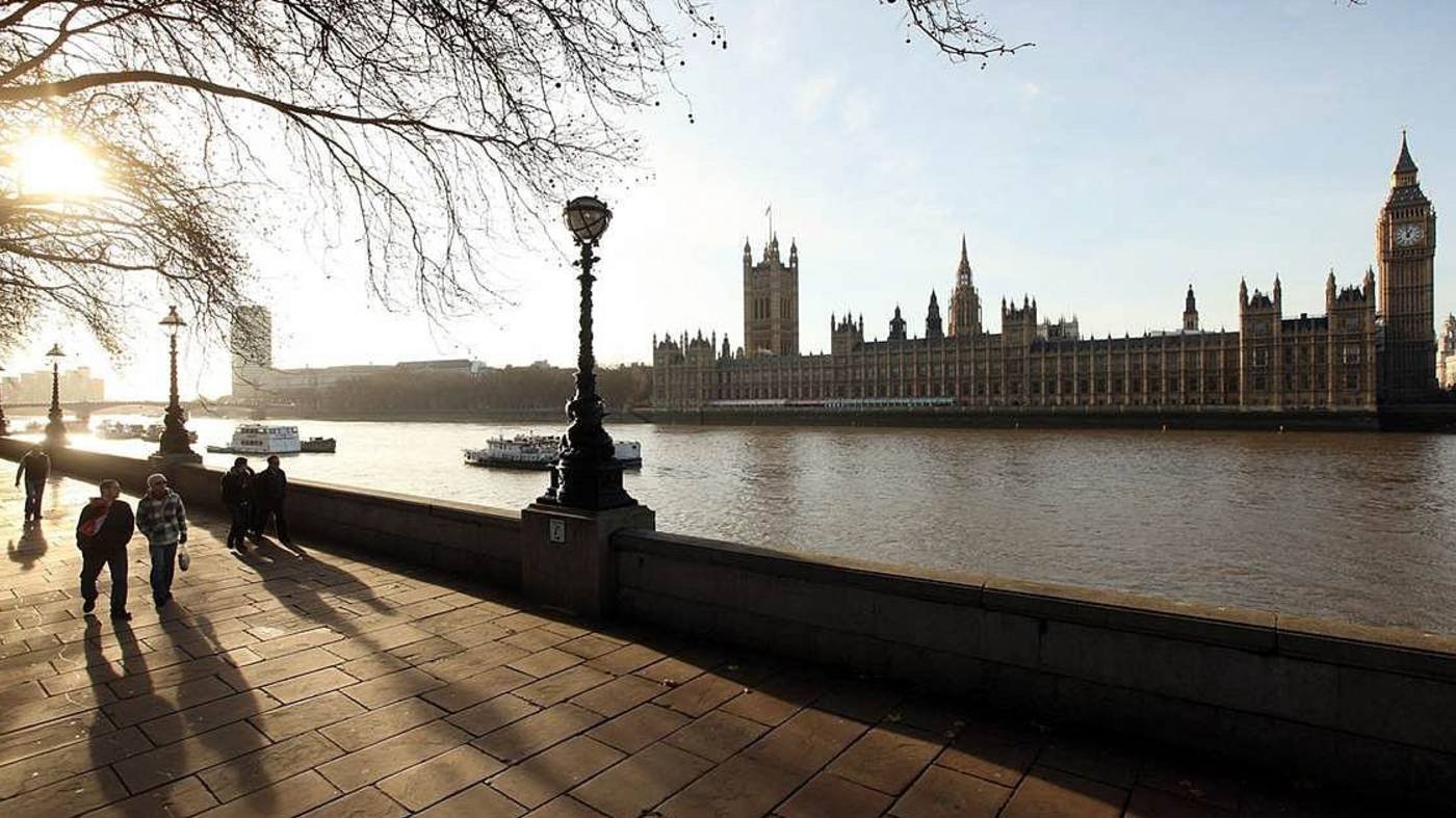 Расслабляющая прогулка по осеннему сезону в центре Лондона