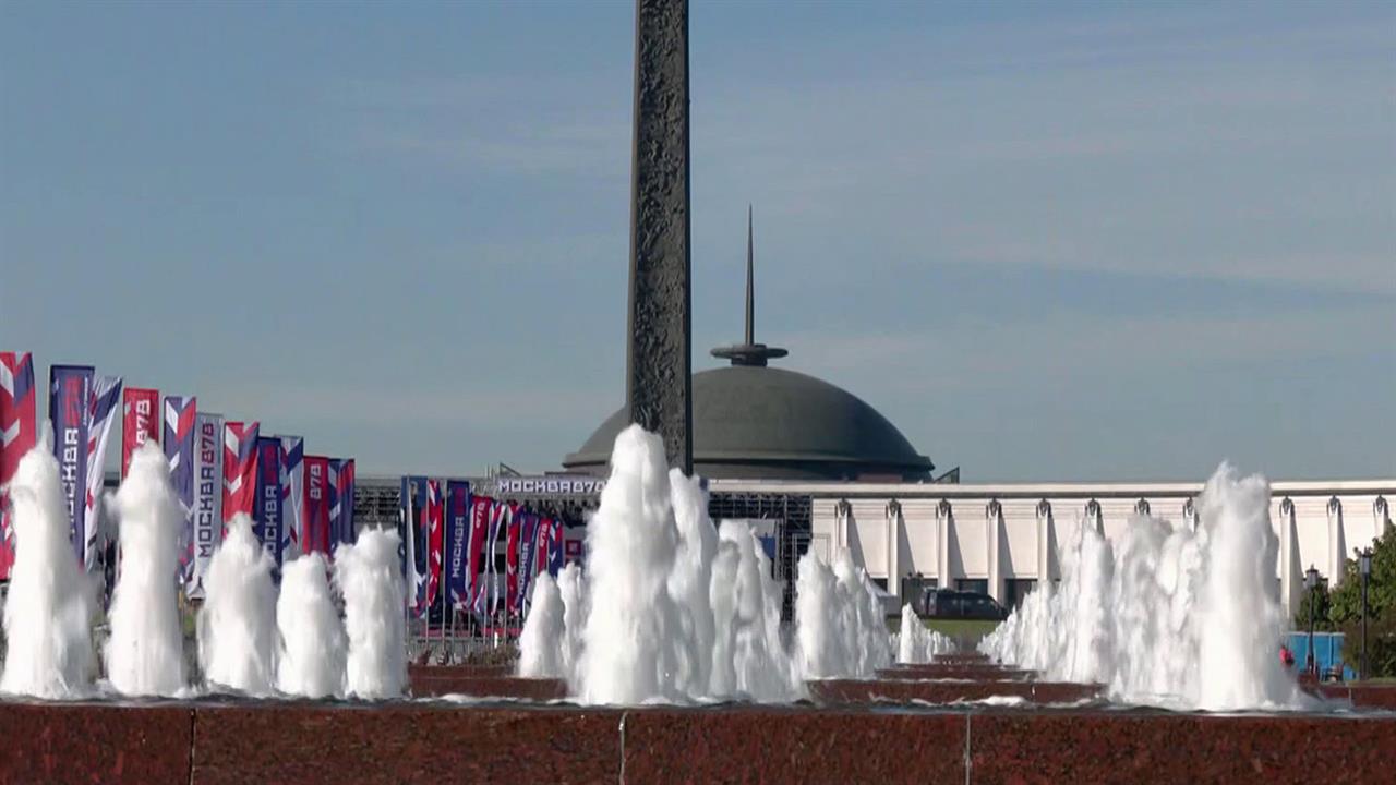 Большая концертная программа на Поклонной горе состоится этим вечером в честь Дня города