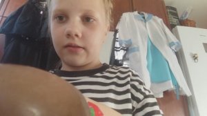 пробую киндер яйцо а4!