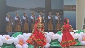 "Матушка Земля" - вокальный ансамбль "Привокзальные узоры" и танцевальный коллектив"Импульс".