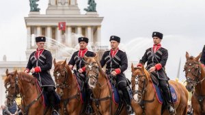 Кремлёвские всадники на ВДНХ — новая городская традиция
