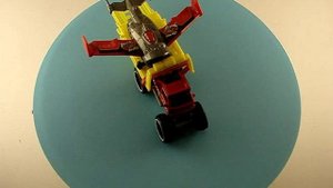 Mазда с самолетом эвакуатор