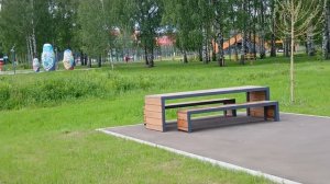 В парке Меленки на набережной реки Клязьма есть бесплатные теннисный корт и волебольная площадка