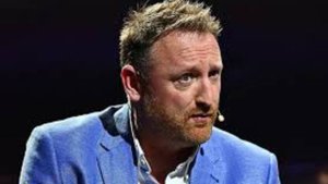 Журналист Чей Боус обратил внимание на несоответствие слов Урсулы когда речь заходит о космической с