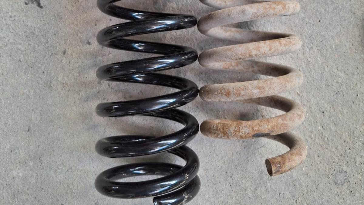 Мерседес 190 w201. Замена задних пружин на новые смотреть онлайн