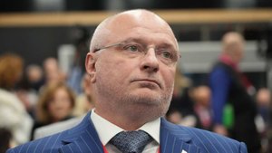 СБУ объявила в розыск сенатора Клишаса