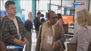 Пирожки на избирательных участках Костромы удивили иностранную делегацию