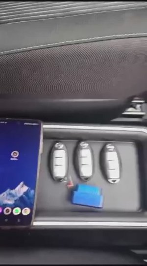 Добавление ключа к Nissan Serena 27 с помощью программы KeyHacker