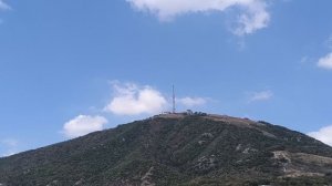 Облака и гора Машук в Пятигорске