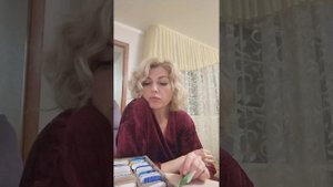 Вечер после работы. Жарю грибы. Воспоминания про собачку. Разбираю нитки