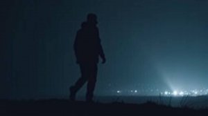 прошу сейчас не уходи