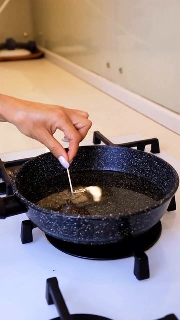 Яблоки в кляре. Вашим детям и внукам очень понравится!