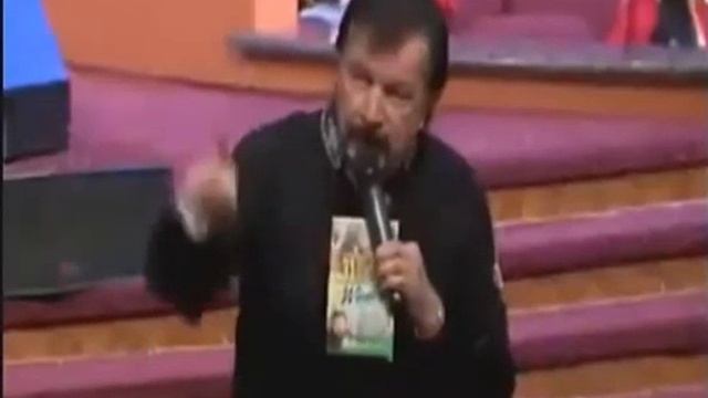 Переломный день - Доктор Майк Мердок из Dominion International