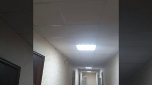 монтаж потолка Амстронг коридор