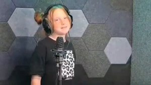 Василина Сатюкова - Мишка белый (А. Сатюков - В. Сатюкова).mp4