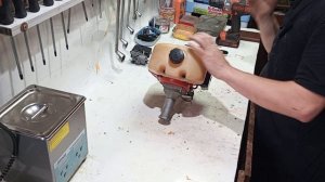 Необычный двигатель триммера. Ремонт и танцы с бубном.