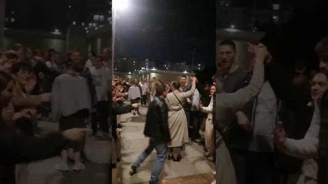 На нашей улице праздник😁 смотреть онлайн