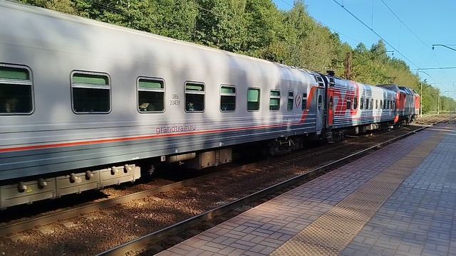 ЭП2К-478 с поездом 068Х "Таврия" Москва—Симферополь, о.п Белоозерская смотреть онлайн