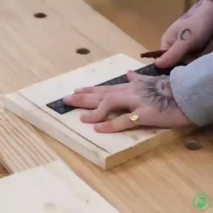 Спрятал так, что никто не найдет.