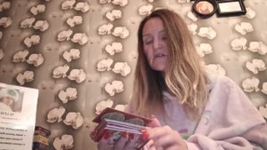 Почему он молчит. Мои контакты в шапке профиля