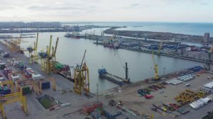 Прибытие нового крана LIEBHERR на «Петролеспорт» / New LIEBHERR arriving at Petrolesport