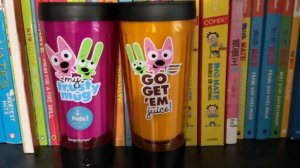 hoops&yoyo talking travel mugs - “My trusty mug” and “Go get ‘em juice!” (1080p_30fps_H264-128kbit_A