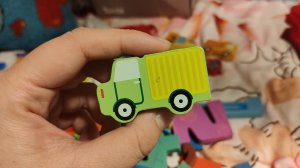 игра в деревянный конструктор для детей