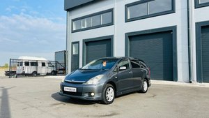 Toyota Wish, 2003 год