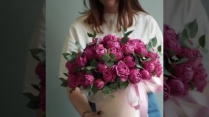 пионовидная роза