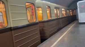 Прибытие поезда 81-717.5а На станцию Таганская