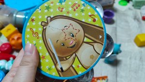 играем на бубне для малышей