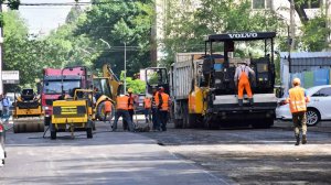 Более 300 улиц и дорог обновят в Алматы до конца года