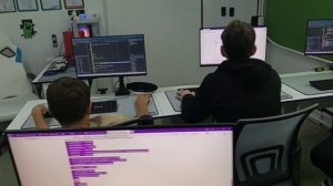 Группа Горизонт кодит с нейросетью