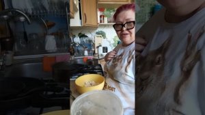 Я конечно могла бы сделать вид что всего этого не было, но как вам такие сырники? 😂