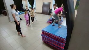 Прыжки с двух ног в высоту