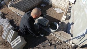 Стены теплицы готовы