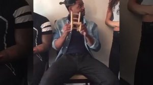 Ожидание загрузки видео...