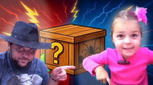 ЧТО В ЯЩИКЕ?! 💨Лия Бум и папа угадывают СЕКРЕТНЫЕ ПРЕДМЕТЫ Челлендж что в ящике - Видео для детей