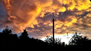 Огнём вечернего заката
