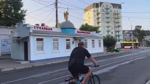 ОДЕССА 14 СЕНТЯБРЯ 2025. ПРИНЦ ГАРРИ НА МЕСТЕ ПРЕСТУПЛЕНИЯ. БОРИС-ИНФОЦИГАН. МИТИНГ В БРИТАНИИ. МАСК