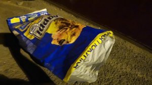 Кот в мешке ...от собачьего корма.