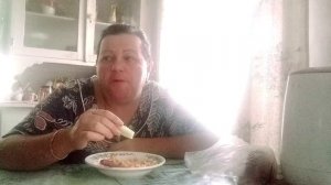 Яичница с помидорами на ужин.