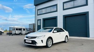 Toyota Camry, 2015 год