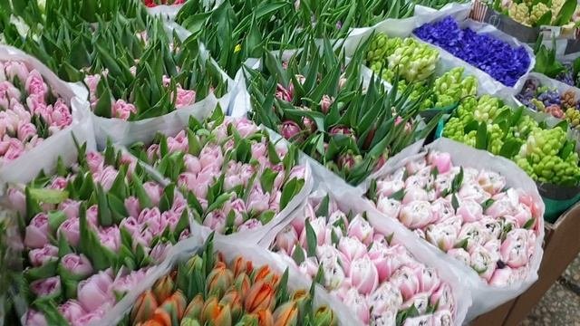 На Рижском  рынке в Москве