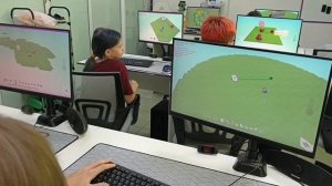 Группа "Группа😸" участя делать игры на KoduGameLab